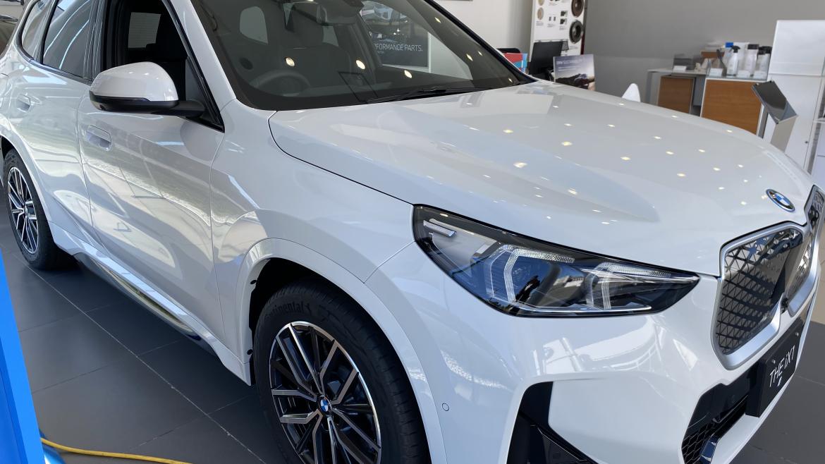 IX1 xDrive30 M Sport