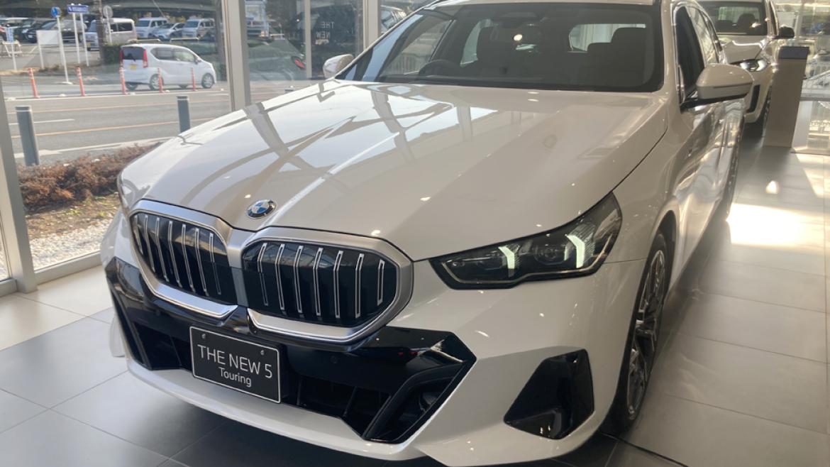 523d xDrive ツーリング M Sport